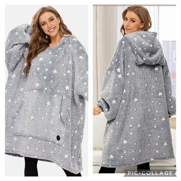 Three Poodle Luminous Grey Star Sherpa & Fleece Blanket Hoodie Size OS - Picture 1 of 14